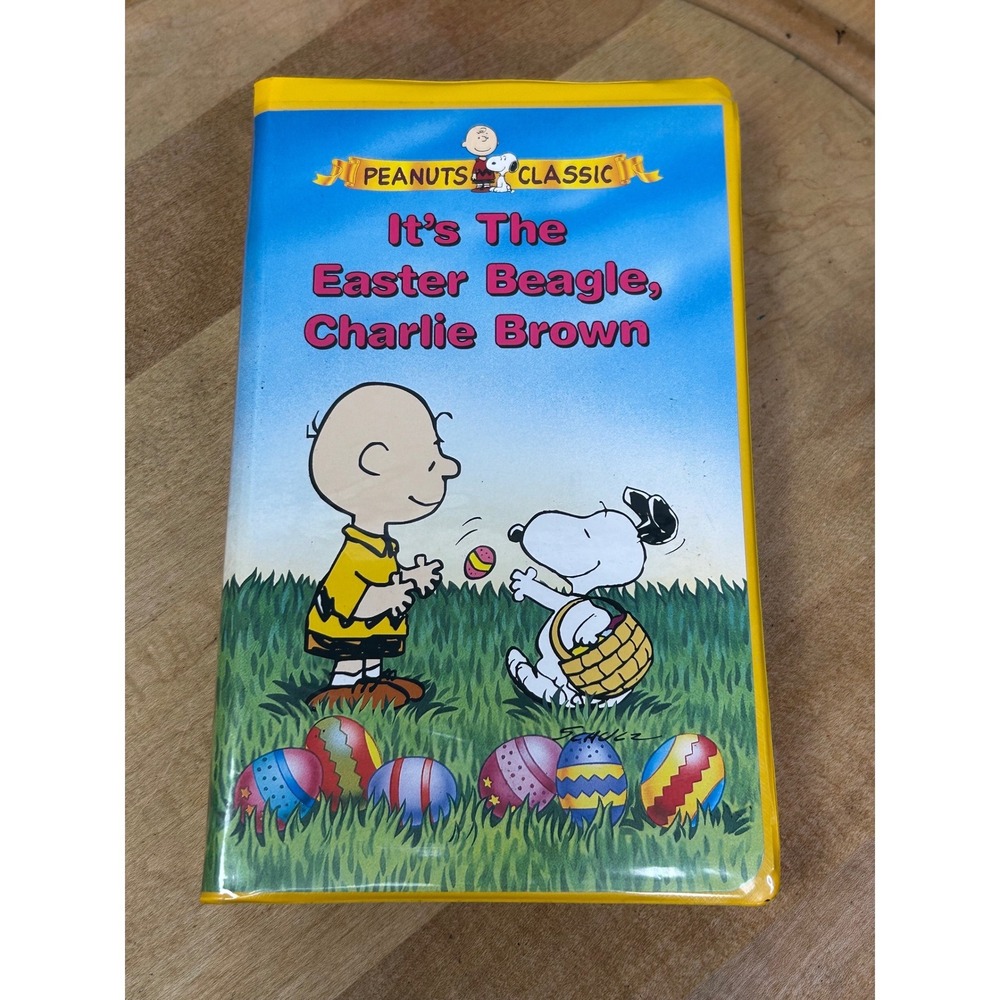 Peanuts VHS Kids‎ OS Yellow It's The Easter Beagle Charlie Brown Clamshell